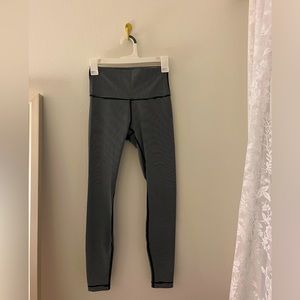 lululemon leggings - like new!